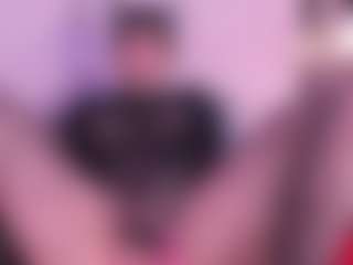 IvannaBellini01's Live Sex Cam Show