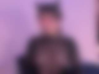 IvannaBellini01's Live Sex Cam Show