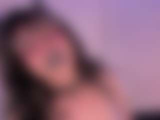 IvannaBellini01's Live Sex Cam Show