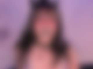 IvannaBellini01's Live Sex Cam Show