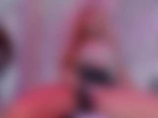 IvannaBellini01's Live Sex Cam Show