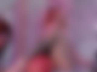 IvannaBellini01's Live Sex Cam Show