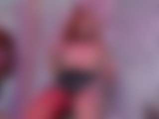 IvannaBellini01's Live Sex Cam Show