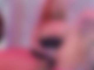 IvannaBellini01's Live Sex Cam Show