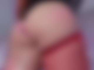 IvannaBellini01's Live Sex Cam Show