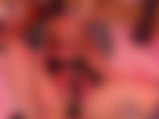 IvannaBellini01's Live Sex Cam Show