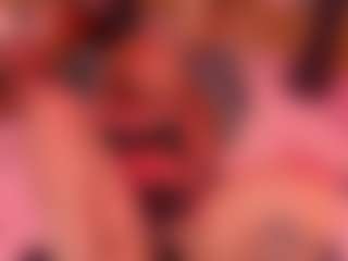 IvannaBellini01's Live Sex Cam Show