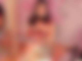 IvannaBellini01's Live Sex Cam Show