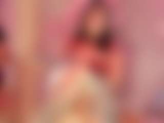 IvannaBellini01's Live Sex Cam Show
