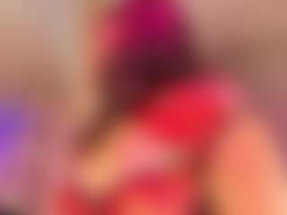 IvannaBellini01's Live Sex Cam Show