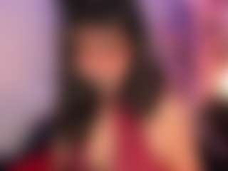 Live cam show with IvannaBellini01 - College Latina on Latina Girls