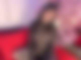 IvannaBellini01's Live Sex Cam Show