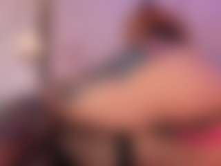 IvannaBellini01's Live Sex Cam Show