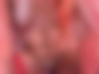 IvannaBellini01's Live Sex Cam Show