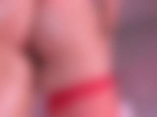 IvannaBellini01's Live Sex Cam Show