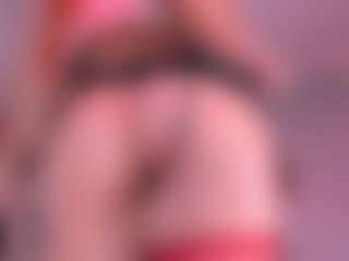 IvannaBellini01's Live Sex Cam Show