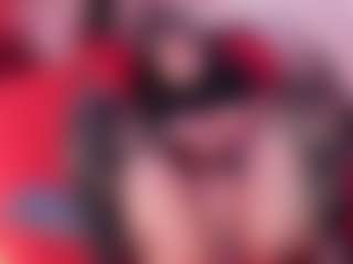 IvannaBellini01's Live Sex Cam Show
