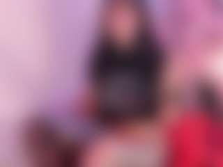 IvannaBellini01's Live Sex Cam Show