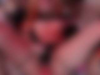 IvannaBellini01's Live Sex Cam Show