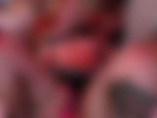 IvannaBellini01's Live Sex Cam Show