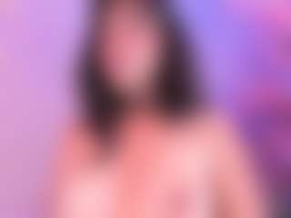 IvannaBellini01's Live Sex Cam Show