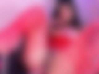 IvannaBellini01's Live Sex Cam Show
