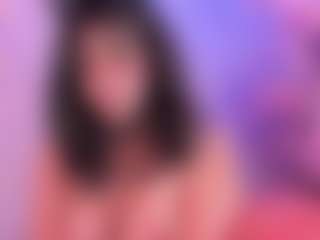 IvannaBellini01's Live Sex Cam Show