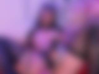 IvannaBellini01's Live Sex Cam Show