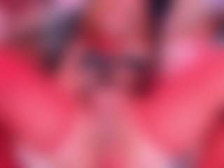 Live cam show with IvannaBellini01 - College on Dare Cams