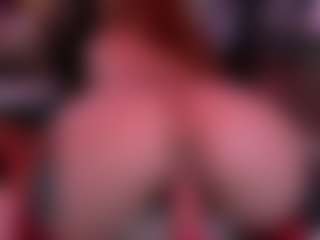 IvannaBellini01's Live Sex Cam Show