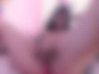 IvannaBellini01's Live Sex Cam Show
