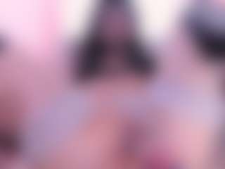 IvannaBellini01's Live Sex Cam Show