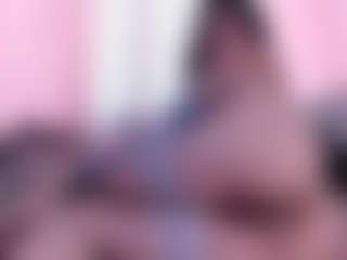 IvannaBellini01's Live Sex Cam Show
