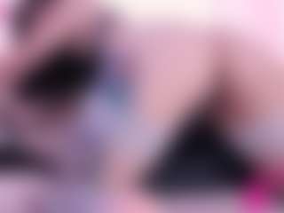 IvannaBellini01's Live Sex Cam Show