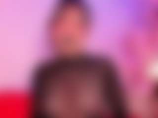 IvannaBellini01's Live Sex Cam Show