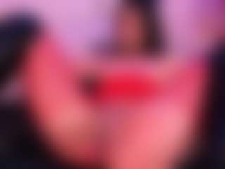 IvannaBellini01's Live Sex Cam Show