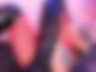IvannaBellini01's Live Sex Cam Show