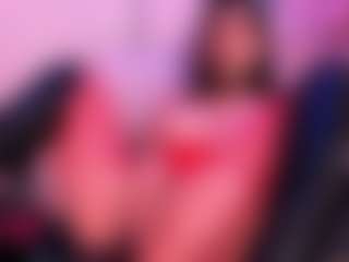 IvannaBellini01's Live Sex Cam Show