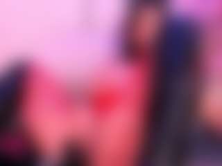 IvannaBellini01's Live Sex Cam Show