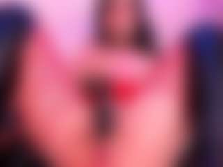 Live cam show with IvannaBellini01 - Latina Toys on WildCum | colombia