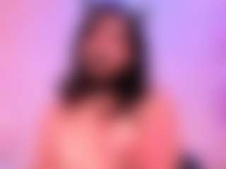 IvannaBellini01's Live Sex Cam Show