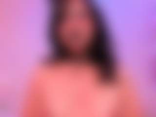IvannaBellini01's Live Sex Cam Show