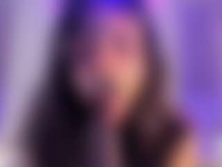 IvannaBellini01's Live Sex Cam Show