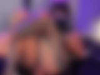 IvannaBellini01's Live Sex Cam Show
