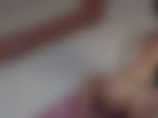Live cam show with MayaRayy - Amateur on StripNow