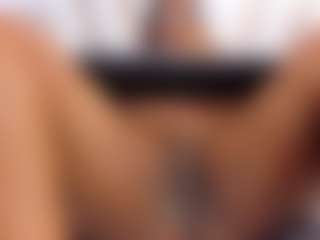 Live cam show with AishaRhodes00 - Bikini on xDating