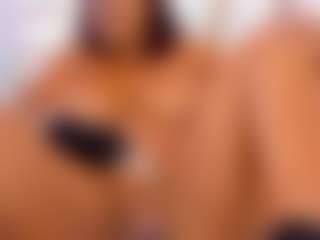 Live cam show with AishaRhodes00 - Ebony on CamClone | colombia