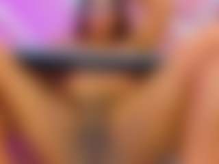 AishaRhodes00's Live Sex Cam Show