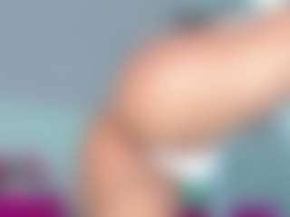 alanna-dollsx's Live Sex Cam Show