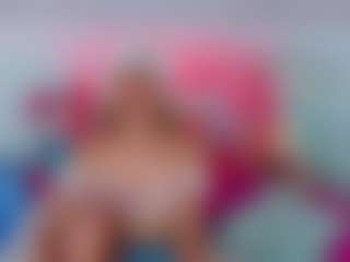 alanna-dollsx's Live Sex Cam Show